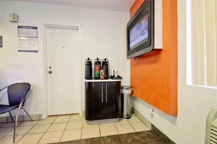Motel 6 Dania Beach