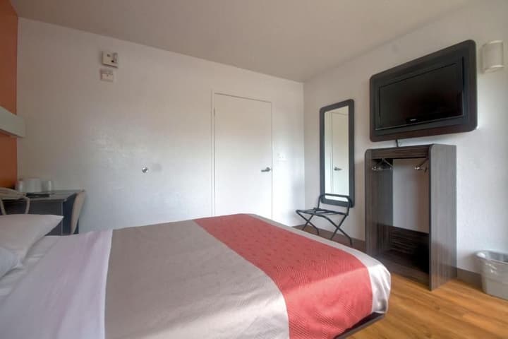 Motel 6 Dania Beach