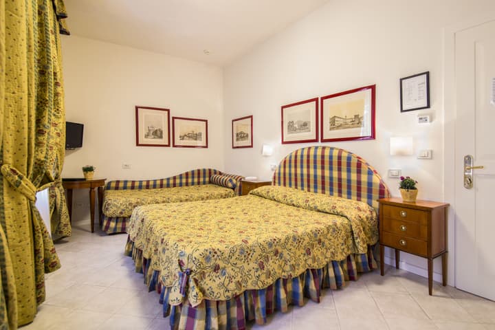 Hotel Italia