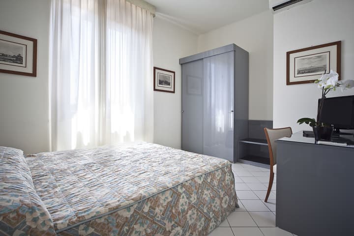 Hotel Italia