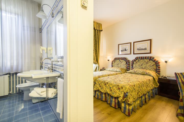 Hotel Italia