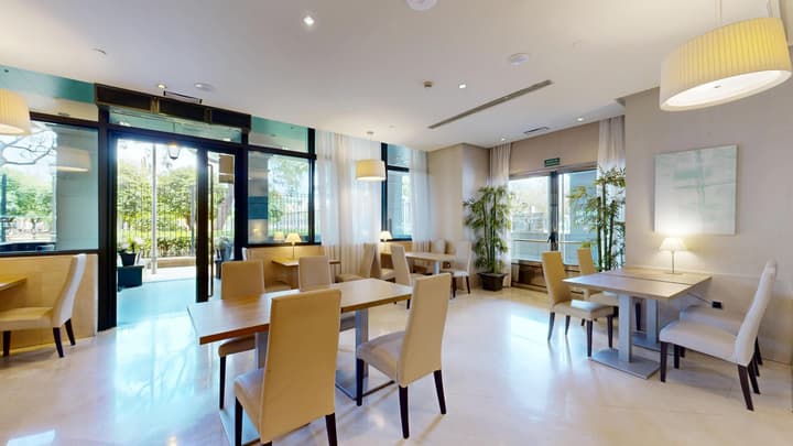 Hotel Sevilla Center