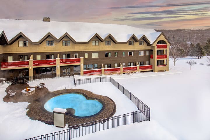 Killington Mountain Lodge, Tapestry Collection by Hilton