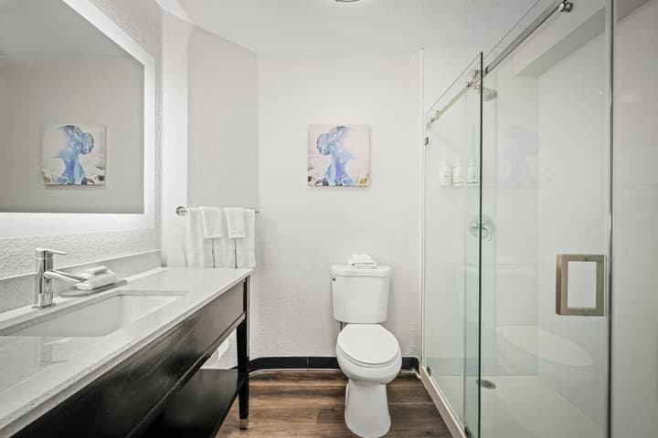 La Quinta Inn & Suites by Wyndham Miami Airport West
