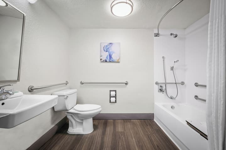 La Quinta Inn & Suites by Wyndham Miami Airport West