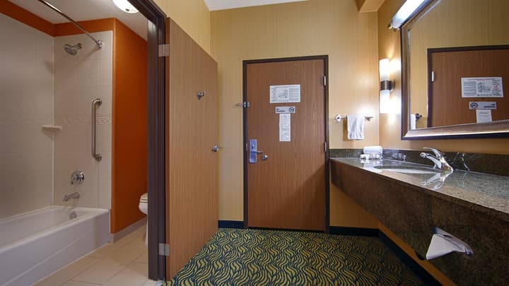 Best Western Plus Fresno Inn