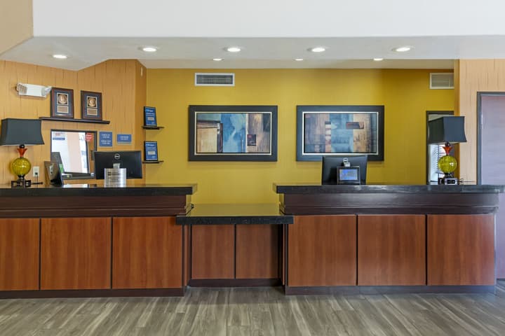Best Western Plus Fresno Inn