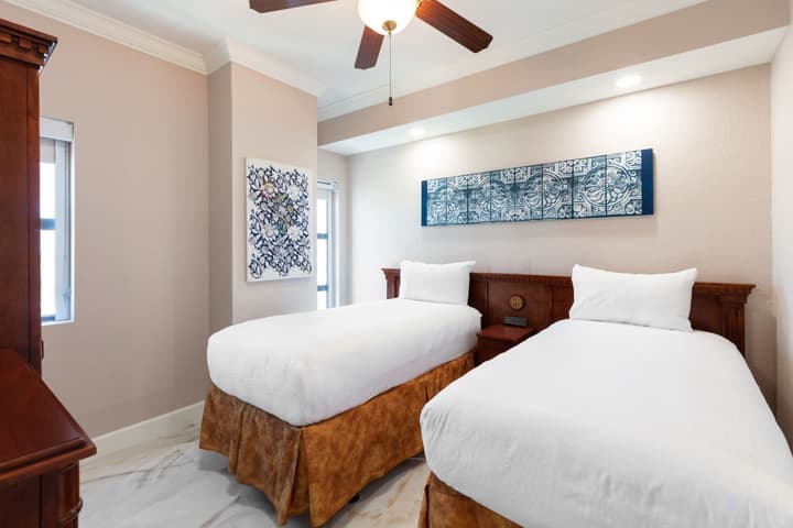 Westgate Palace Hotel / Universal / I-Drive