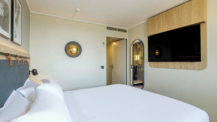 Campanile PRIME - Nice Airport