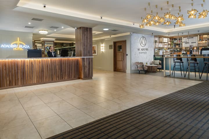 Academy Plaza Hotel