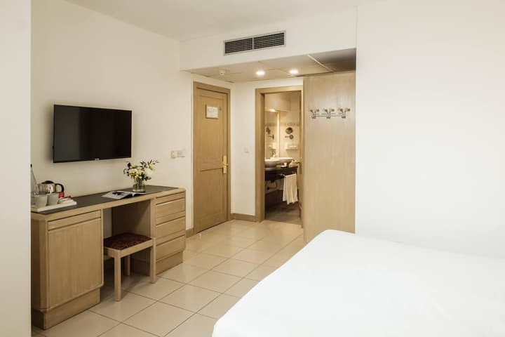 Diplomat Hotel