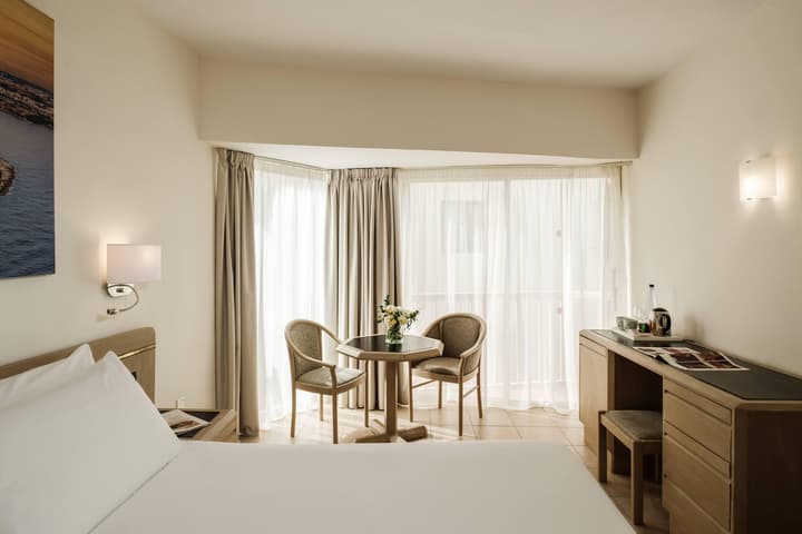 Diplomat Hotel