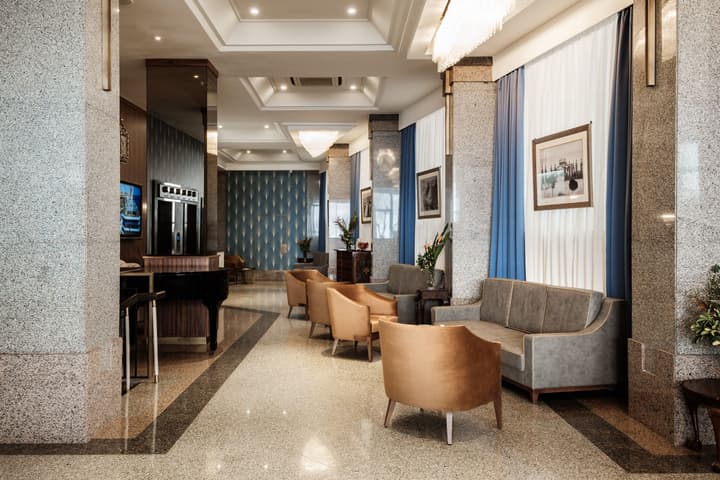 Diplomat Hotel