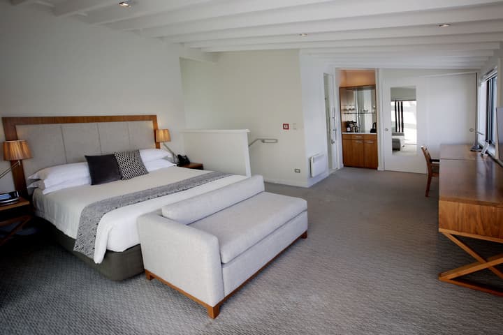 The Rees Hotel and Luxury Apartments