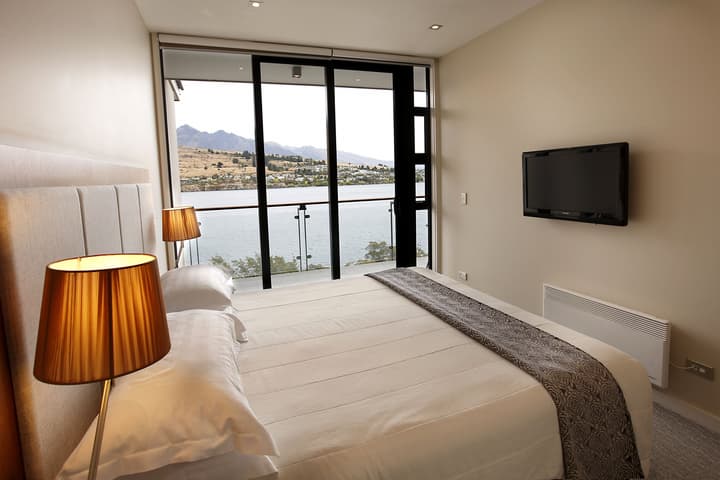 The Rees Hotel and Luxury Apartments