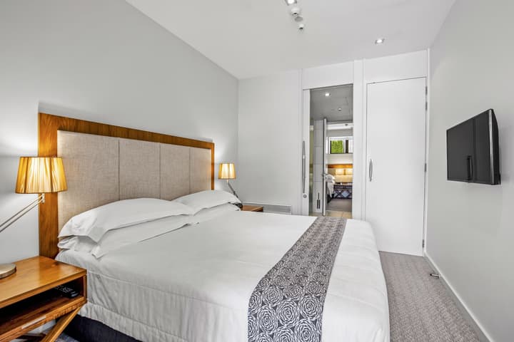 The Rees Hotel and Luxury Apartments