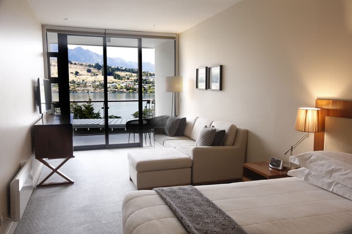 The Rees Hotel and Luxury Apartments
