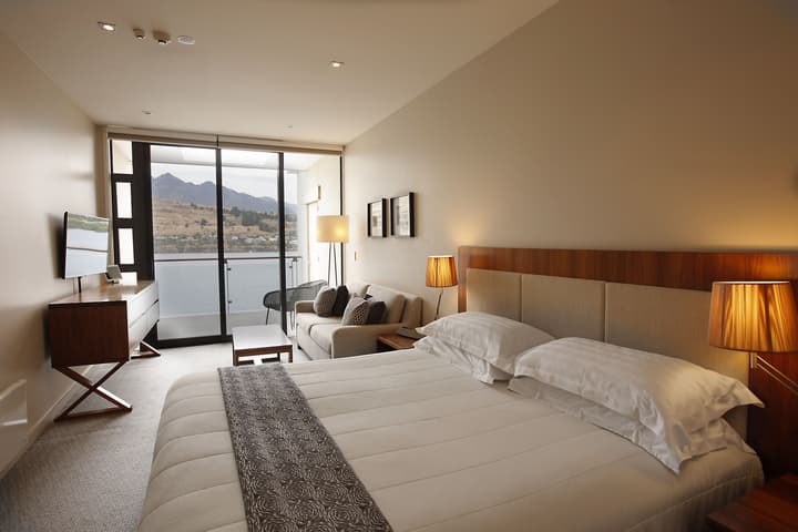 The Rees Hotel and Luxury Apartments