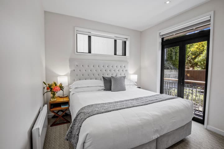 The Rees Hotel and Luxury Apartments