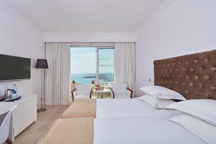 Grecian Park Hotel