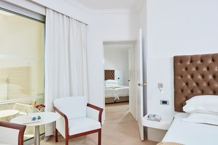 Grecian Park Hotel