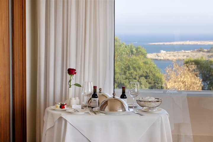 Grecian Park Hotel