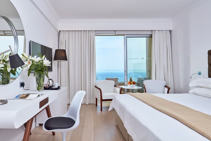 Grecian Park Hotel