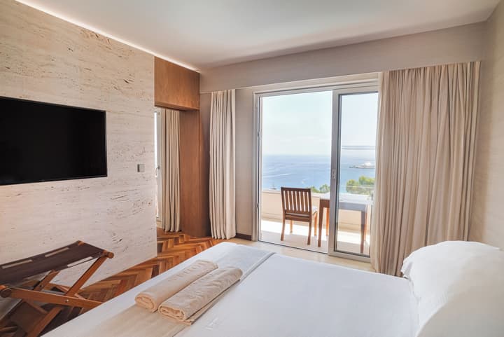 Grecian Park Hotel