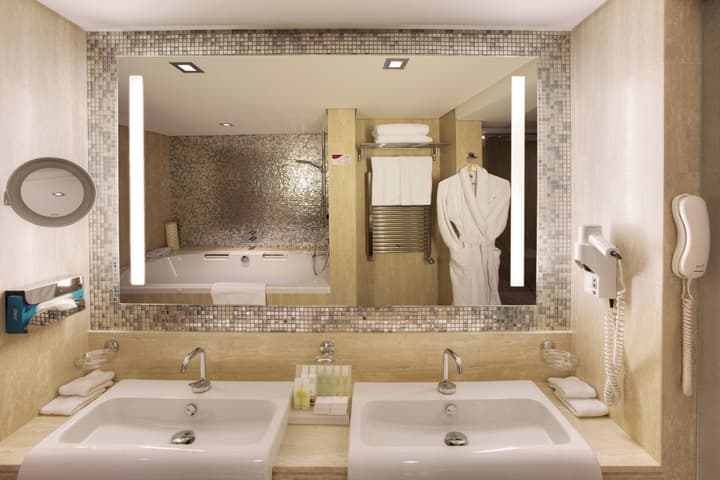 Crowne Plaza Bucharest by IHG