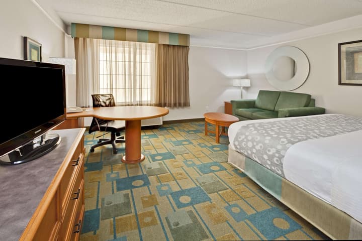La Quinta Inn & Suites by Wyndham Ft. Lauderdale Airport