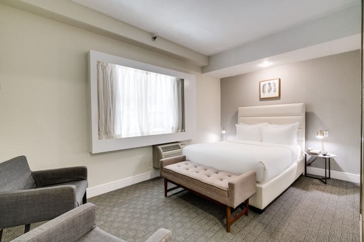 Crest Hotel Suites