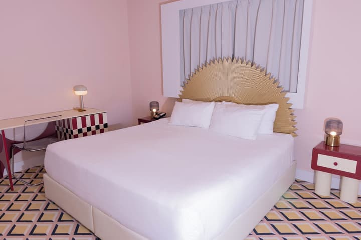 Crest Hotel Suites