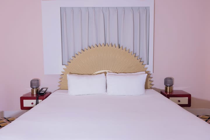 Crest Hotel Suites