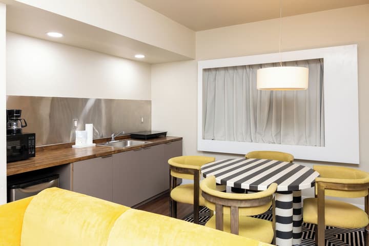 Crest Hotel Suites