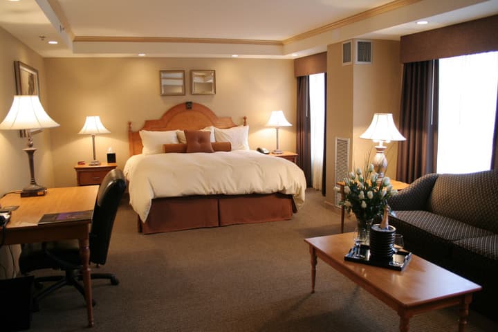 Ambassador Hotel Milwaukee, Trademark Collection by Wyndham