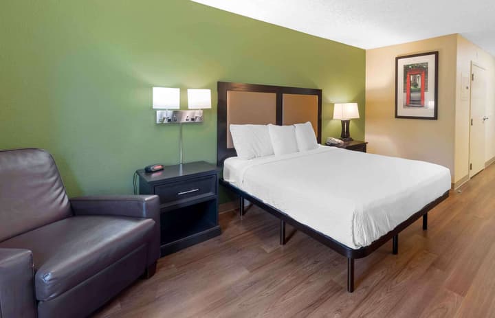 Extended Stay America Suites Orlando Theme Parks Vineland Rd