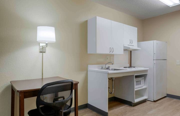 Extended Stay America Suites Orlando Theme Parks Vineland Rd