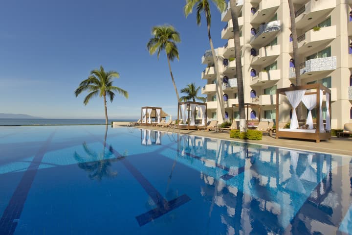 Crown Paradise Golden All Inclusive Resort - Adults Only