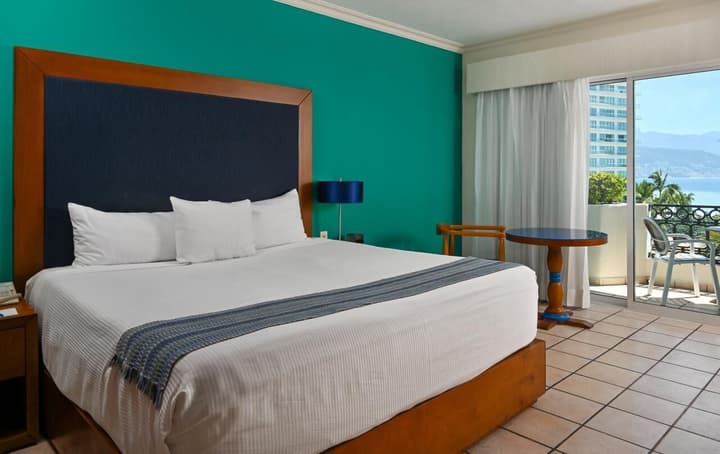 Crown Paradise Golden All Inclusive Resort - Adults Only