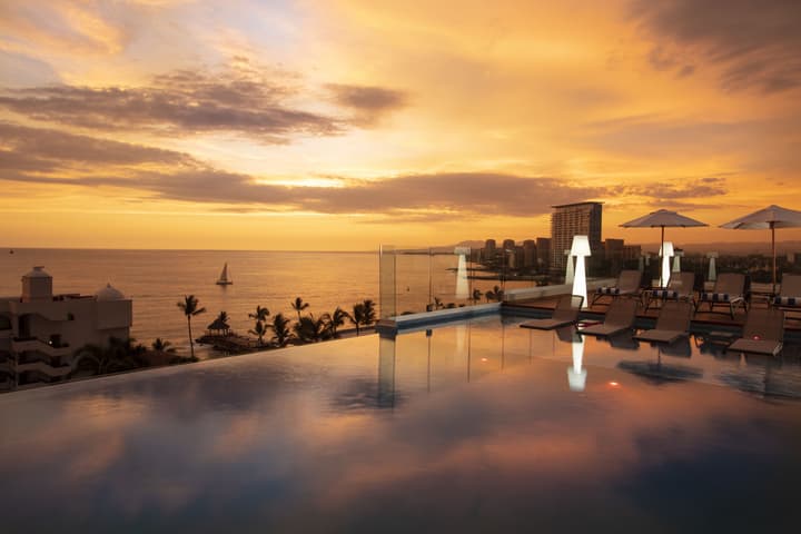 Crown Paradise Golden All Inclusive Resort - Adults Only