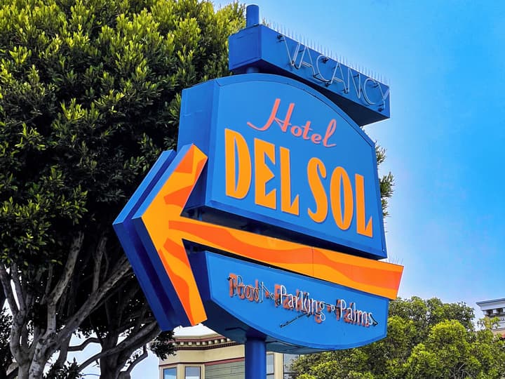 Hotel Del Sol