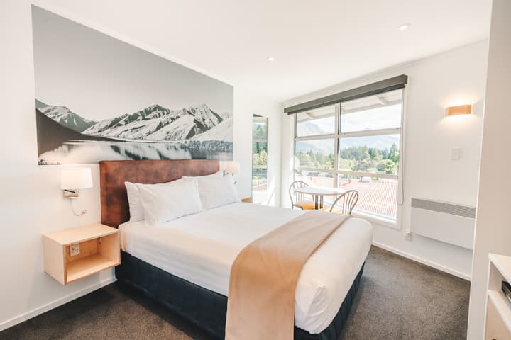 Blue Peaks Lodge