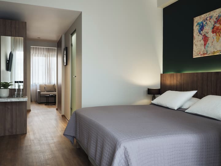 Candia Hotel