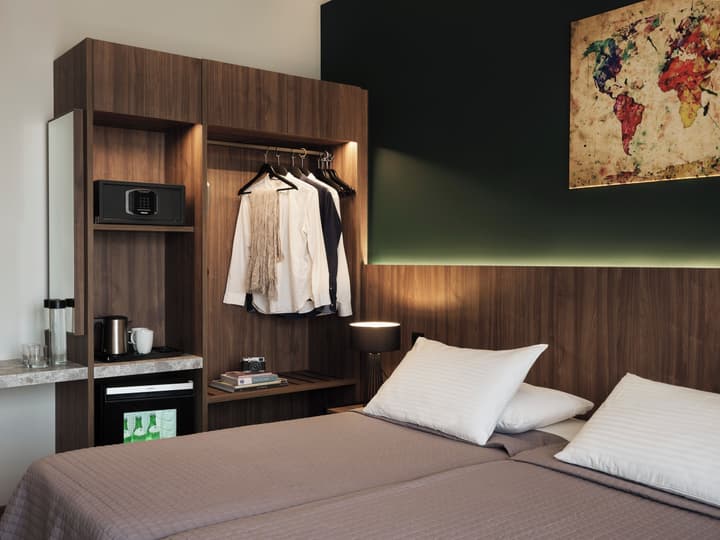 Candia Hotel