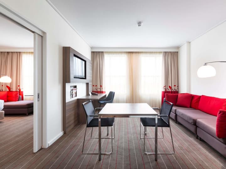 Novotel Melbourne Glen Waverley