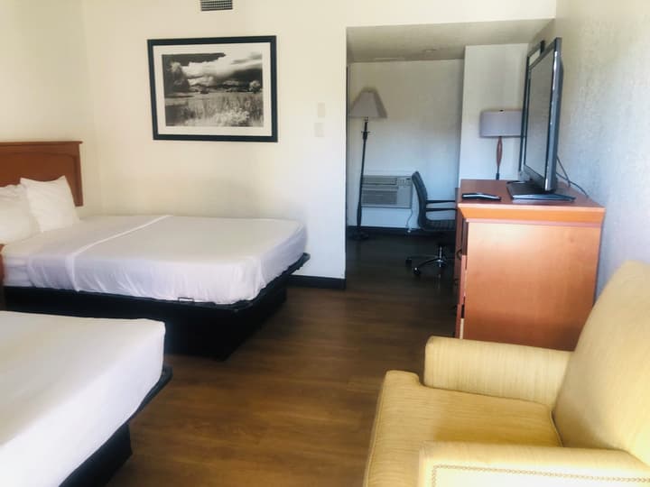 Inn at the Highland Denver Downtown