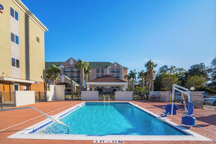 Candlewood Suites Pensacola - University Area by IHG