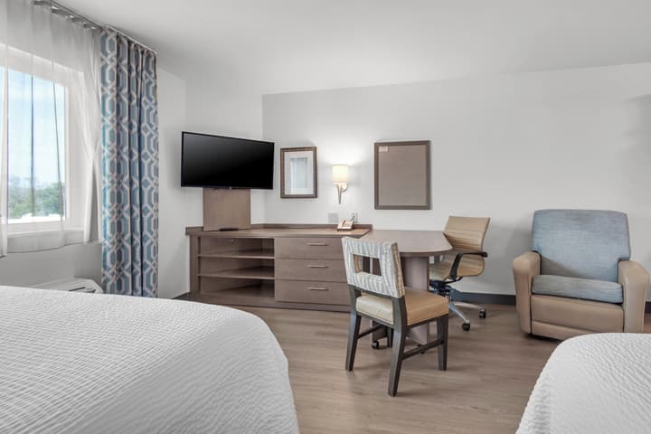 Candlewood Suites Pensacola - University Area by IHG