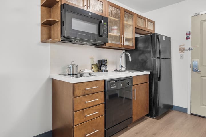 Candlewood Suites Pensacola - University Area by IHG