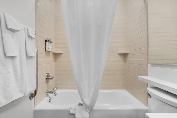 Candlewood Suites Pensacola - University Area by IHG